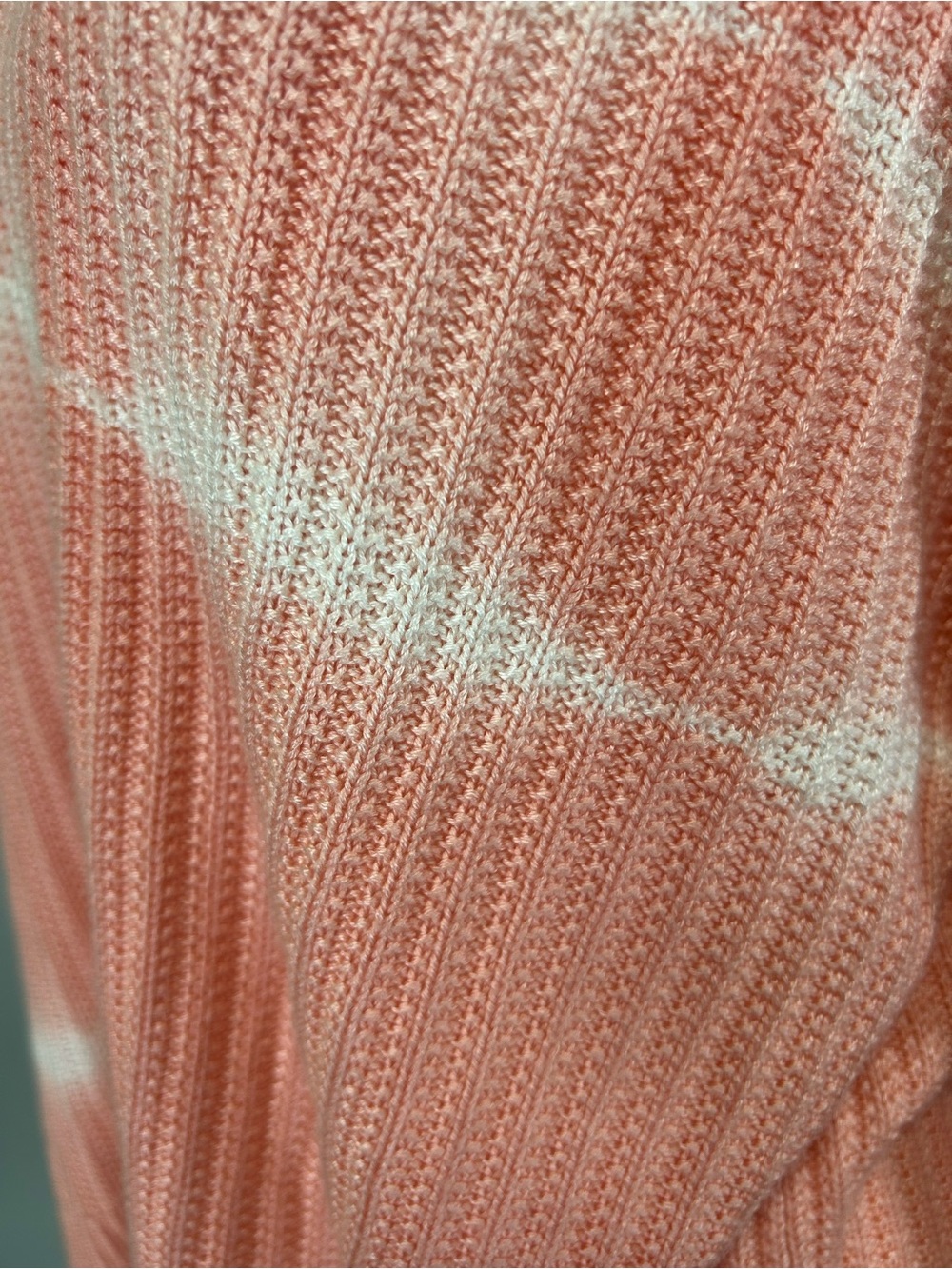 Women's Peach Tie-Dye V-Neck Slouchy Raglan Sweater Loose Knit Boho Minimalist - Picture 5 of 7